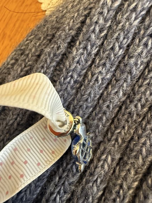 Broscuta pandora originala