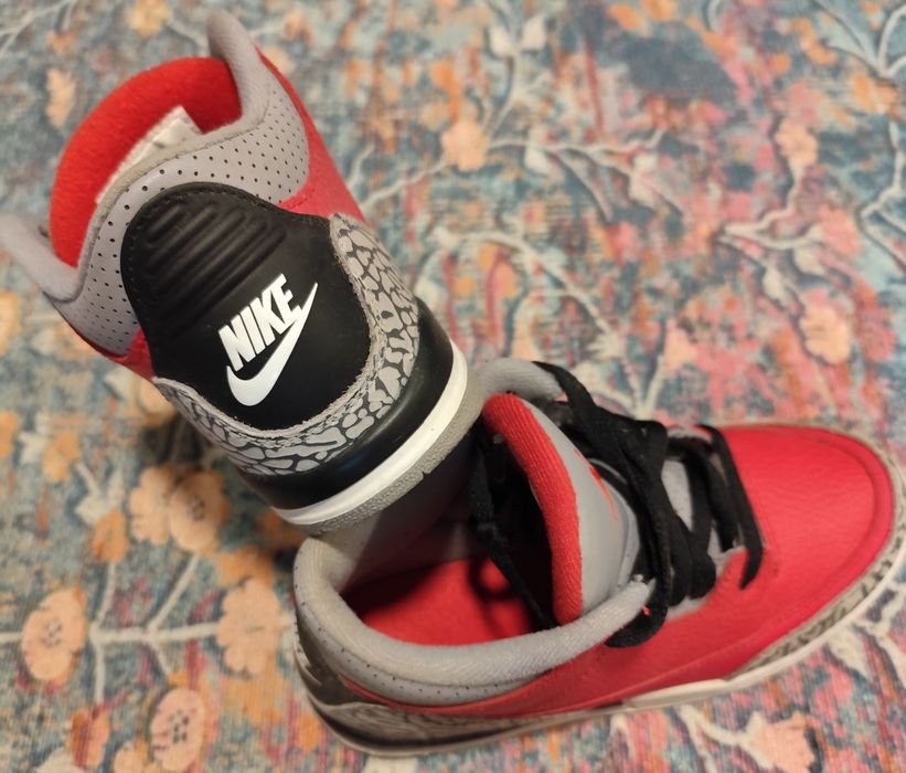 Air Jordan 3 Retro SE Unite, -Fire Red / Cement Grey / Black Black