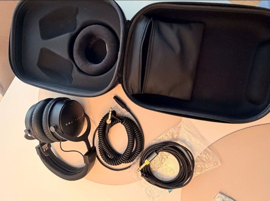 Продам наушники Beyerdynamic DT 1770 PRO