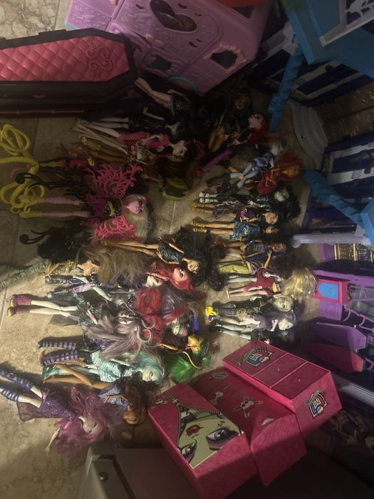 papusi monster high