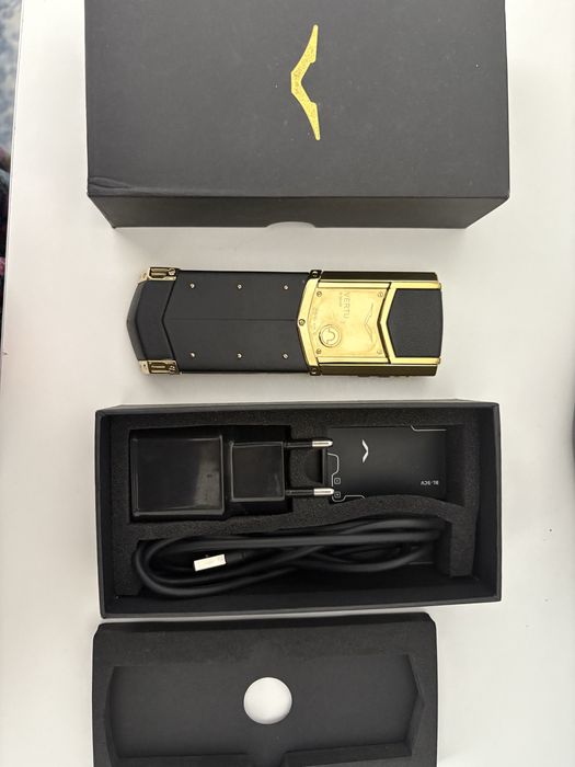 Vertu золото S модель