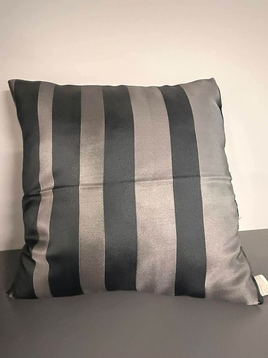 Разпродажба на интериорни възглавнички