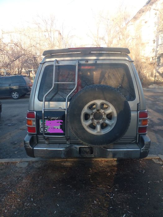 Продам pajero 2 бензин 3.0