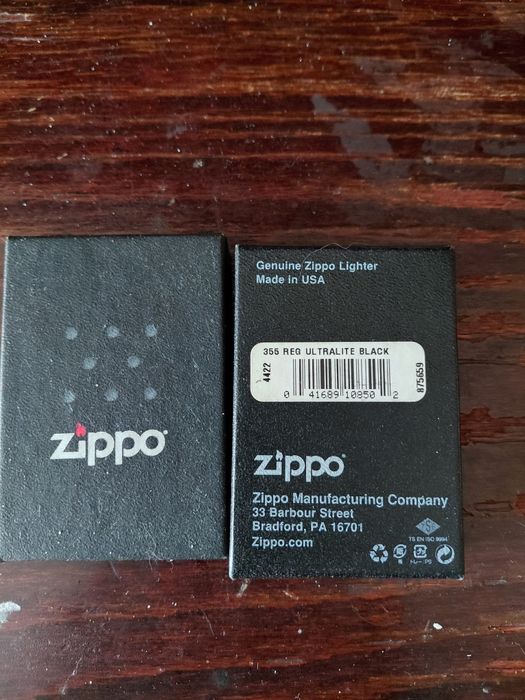 Продам зажигалку zippo