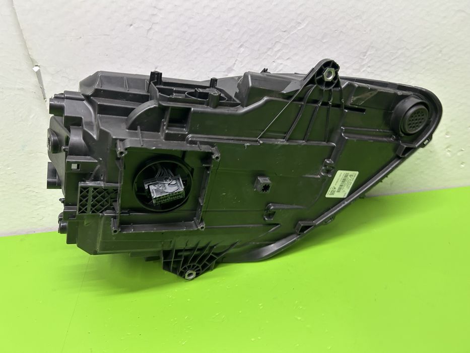 Far Porsche Macan 95B full led adaptiv 2019-2023 stanga