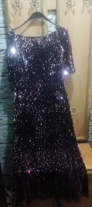 Продаётся платье