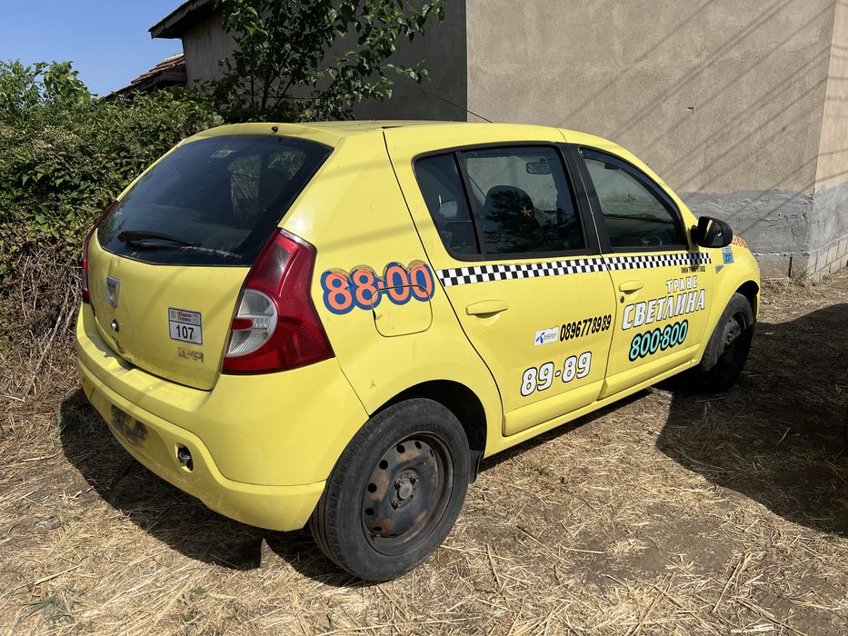 Dacia sandero на части