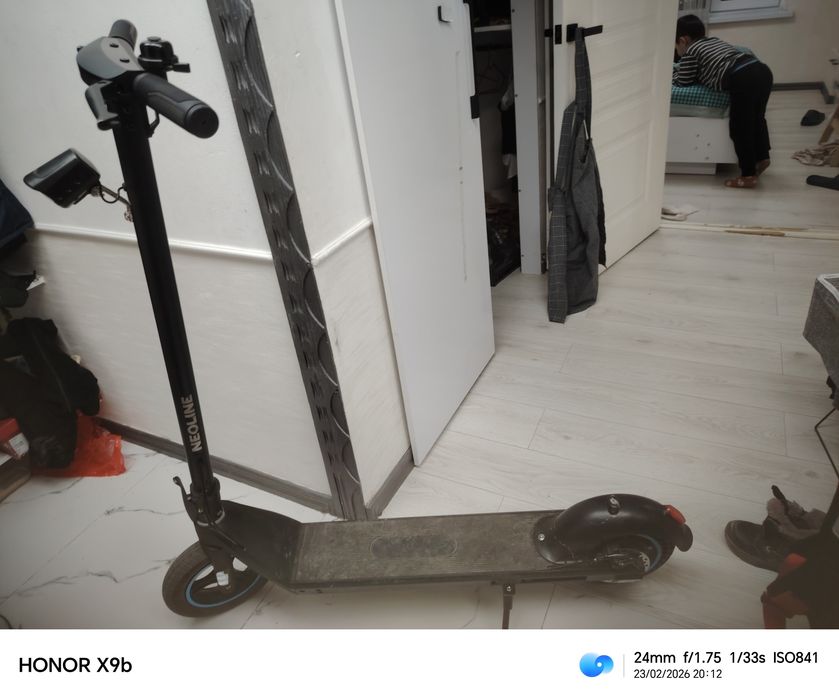 Электросамокат БУУ