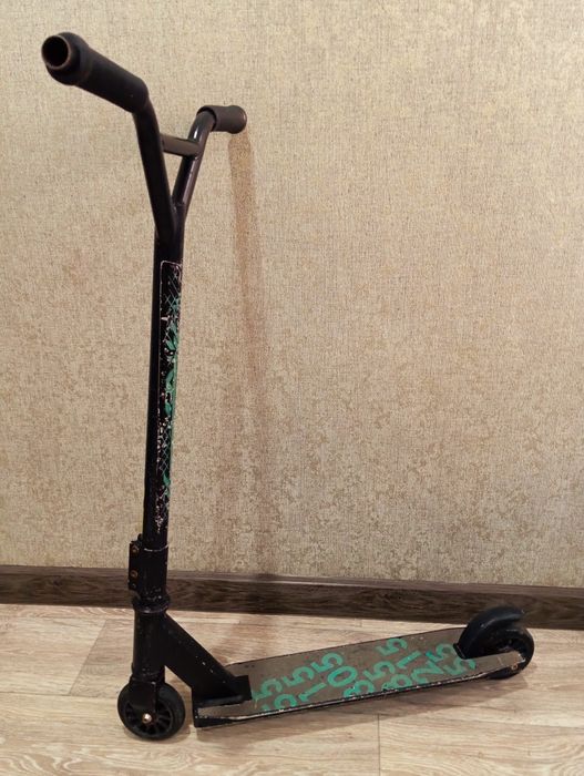 Трюковой самокат