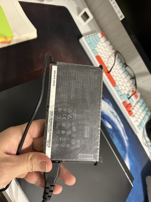 Продаю ноутбук Lenovo legion