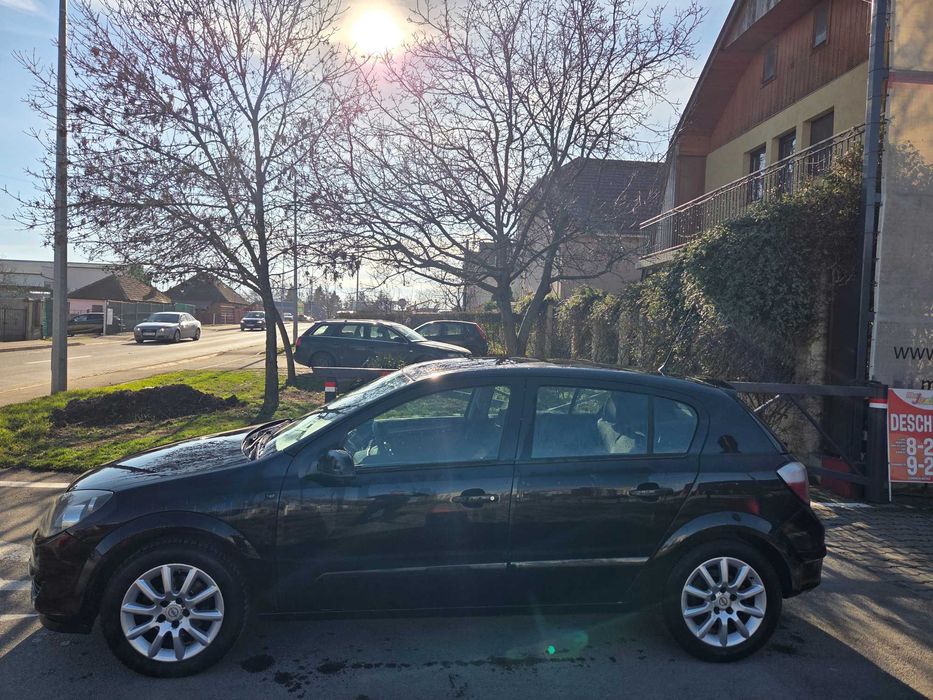 OPEL Astra 2005 — imagine 3