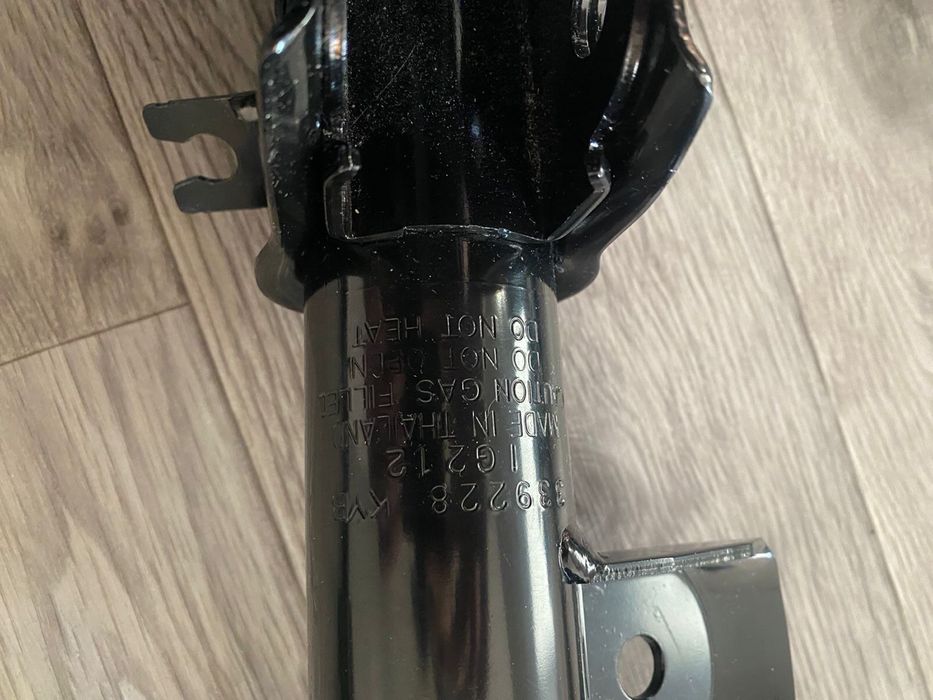 Амортизаторы передние KAYABA