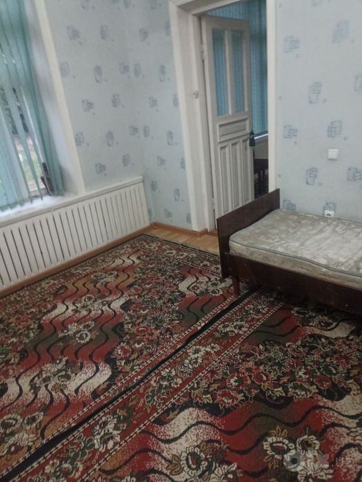 Сдаётся комната семейной паре или студентам.
