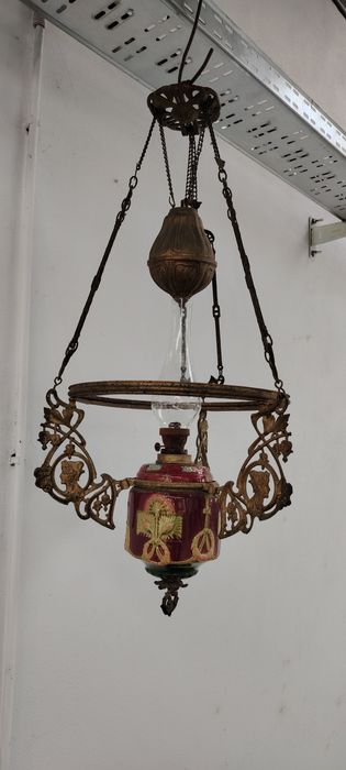 Candelabrul/policandru/lustra