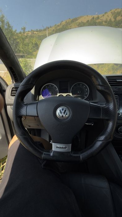 Bara fata golf 5 + volan GTI