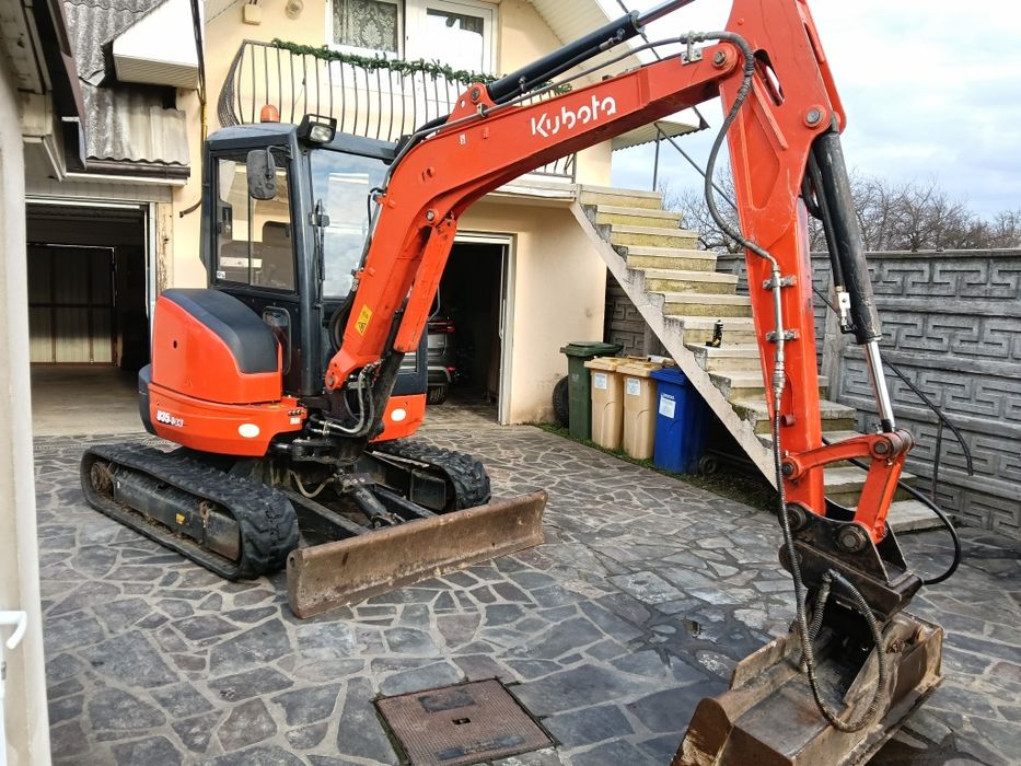 Miniexcavator kubota u 35