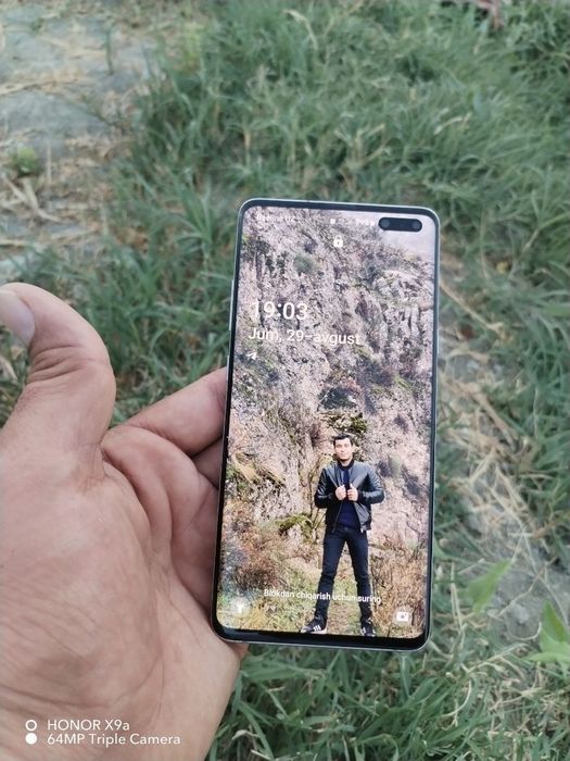Samsung Galaxy s10 5g 8/512Gb