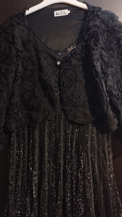 Rochie de seară neagră
