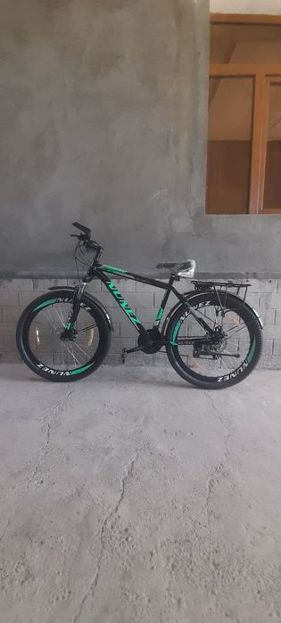 VELOSIPED Suv idishi va Nasosi bor