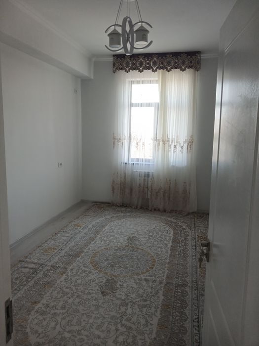 3 xonali kvartira Qorasuvda