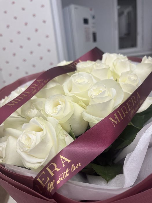 Букет белые розы