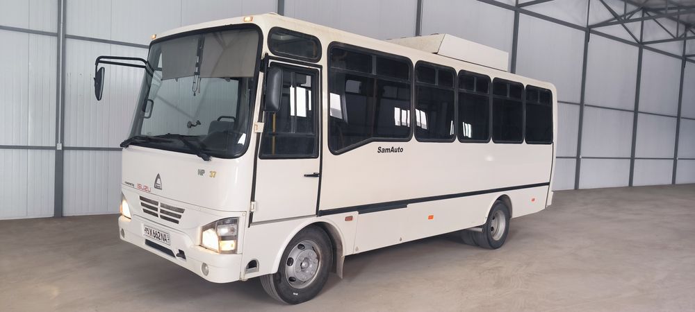 Avtobus Isuzu MP 37