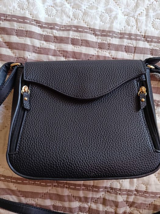 Дамска чанта ...