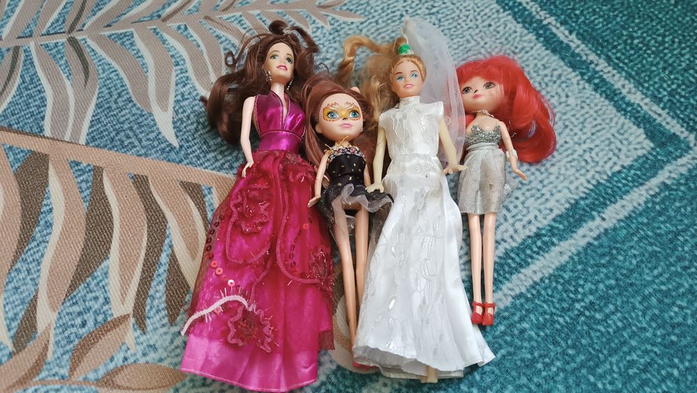 Детские игрушки - куклы