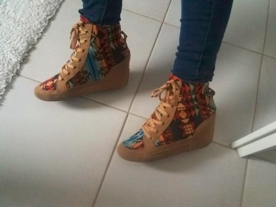 vand ghete dama fashion produs de calitate,import.
