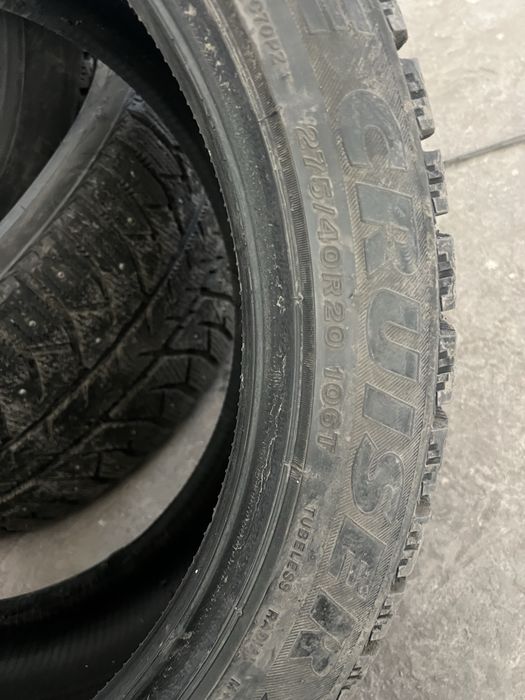 Резина зима шипы Bridgestone 275x40x20