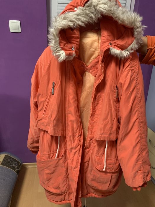 Продавам дамско зимно яке