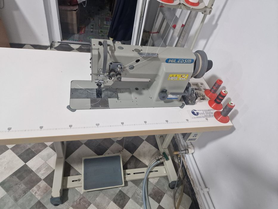 Masina de cusut 2 ace