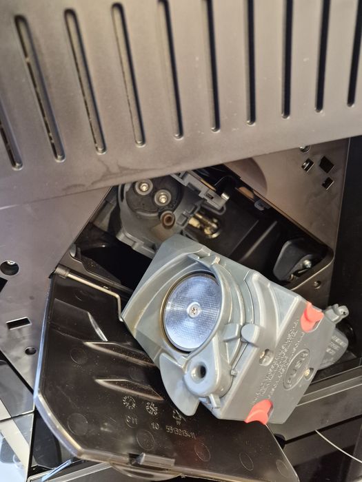 Delonghi Magnifica Plus Ecam 320.70TB