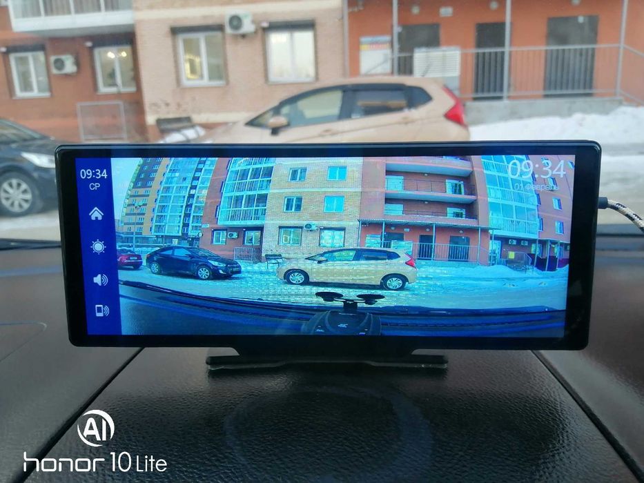 Apple Carplay/Android Auto Монитор с вграден видео регистратор 9.3"
