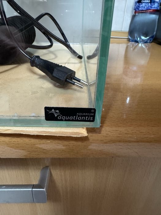 Acvariu Aquatlantis cub
