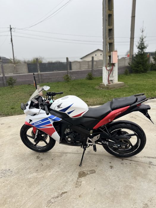 honda cbr 125 r 2016