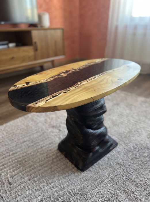 Масичка от масив и епоксидна смола