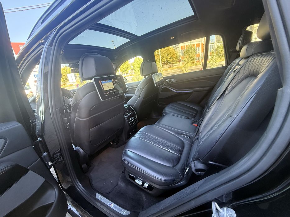 BMW X7 M50d | 400 CP | M Sport | Individual | Full Black | 7 Locuri | TVA Deductibil