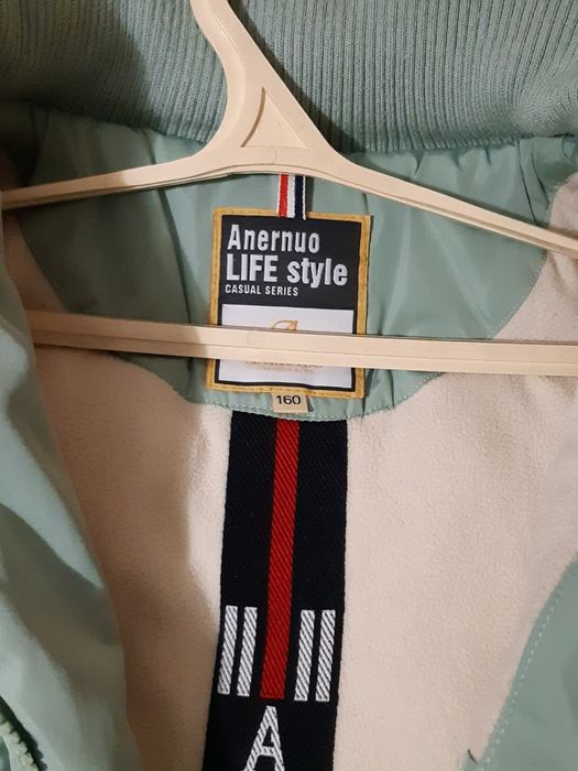 Пуховик на девочку