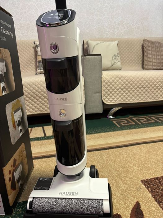 Вертикальный моющий пылесос