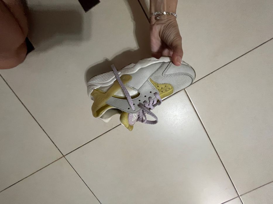 Adidași Nike mărime 38