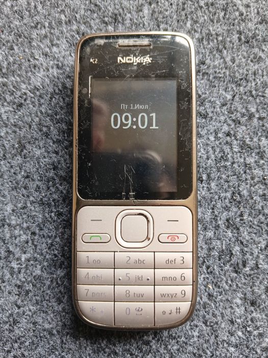 Сотовый аппарат Nokia C2-01