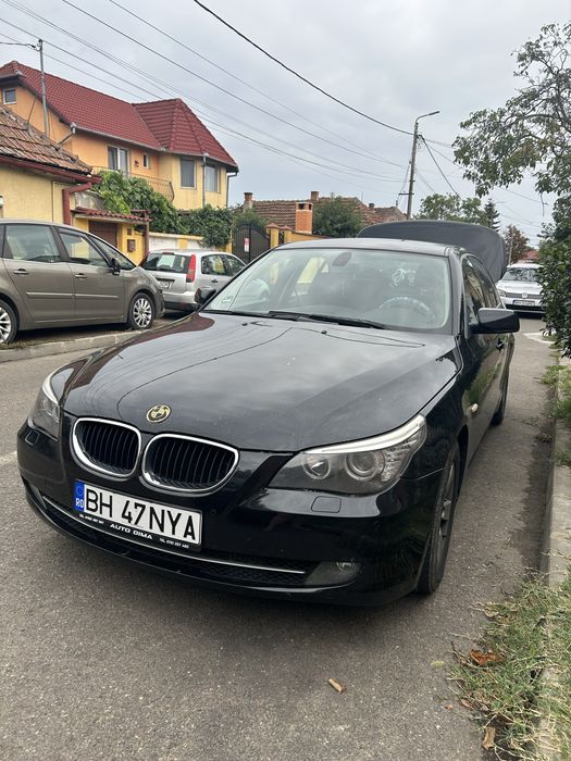Vând sau schimb BMW E60 520D