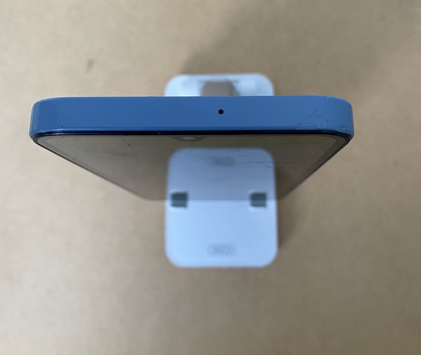 Ecran defect Galaxy A15 dar placa buna
