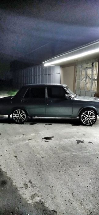 Vaz 2107 sotiladi
