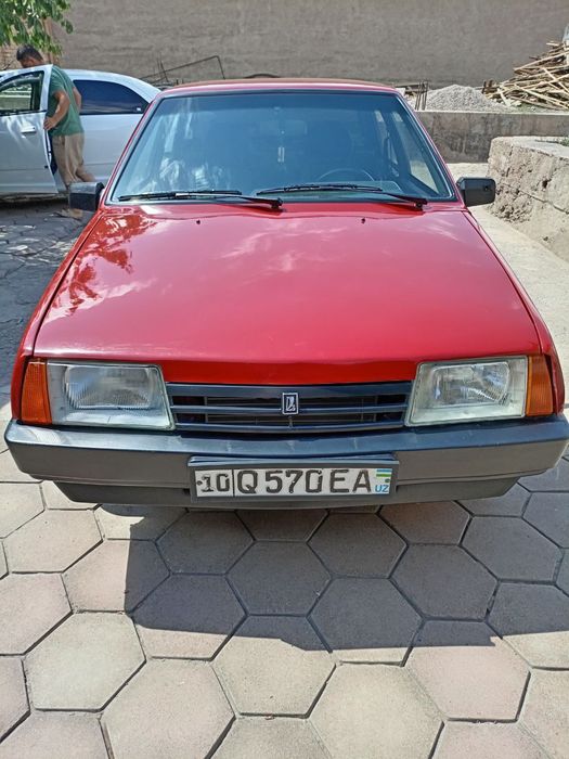 Sotiladi vaz 21099