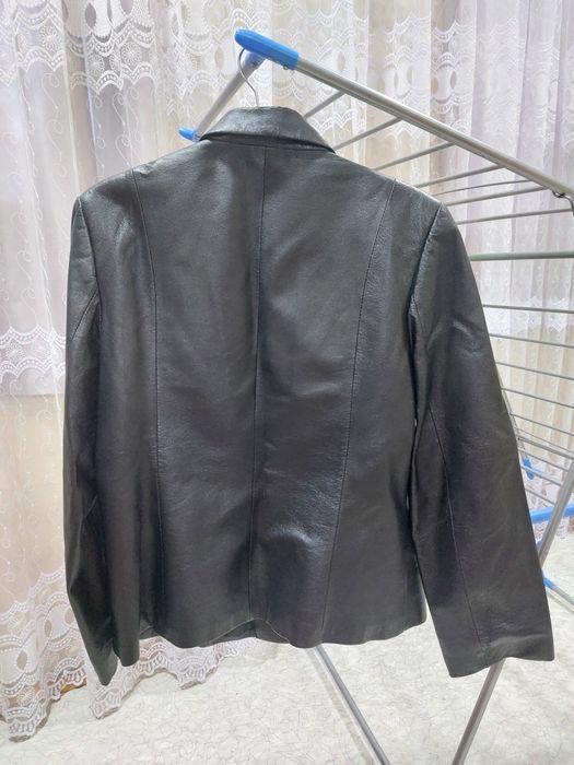 Продаётся кожаный пиджак