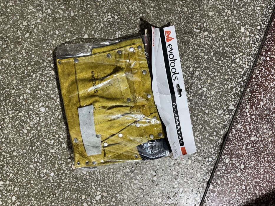Centura port scule din piele