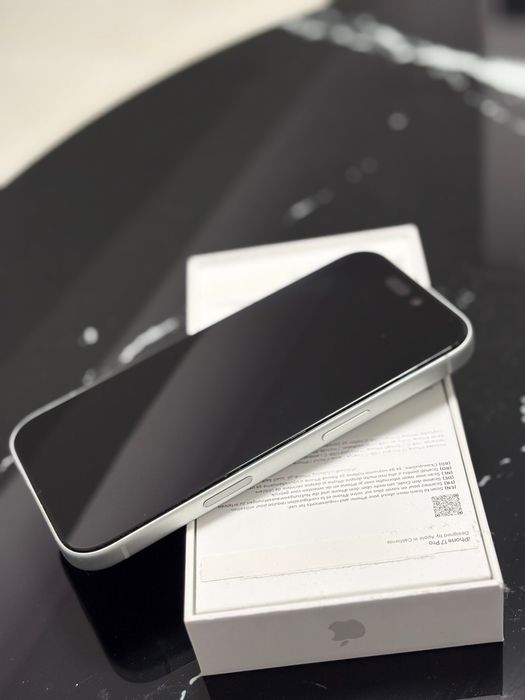 Iphone 17 pro, 256GB, baterie 100%