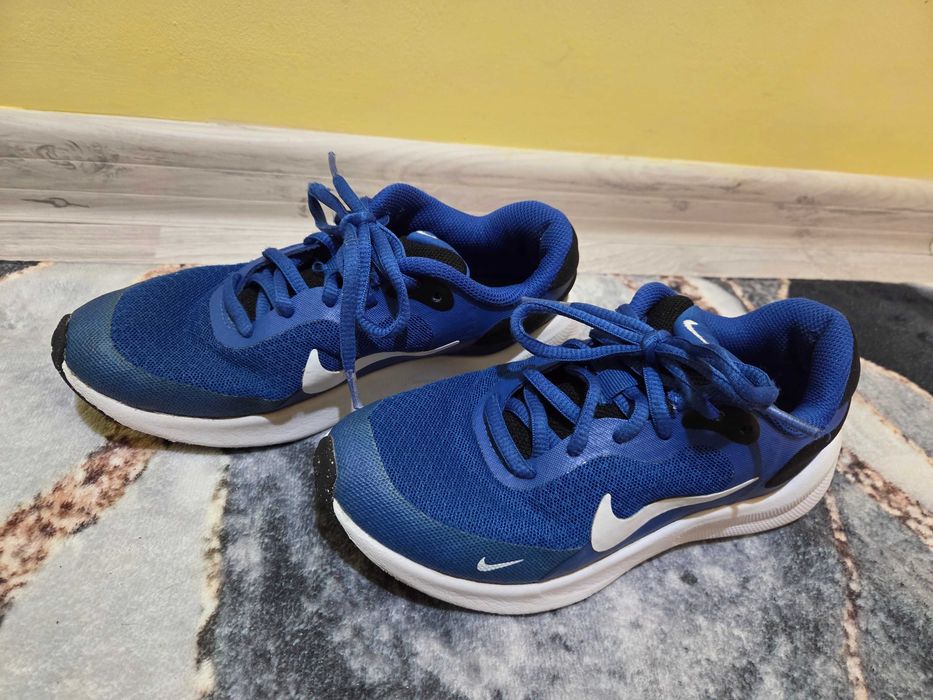 Nike детски маратонки